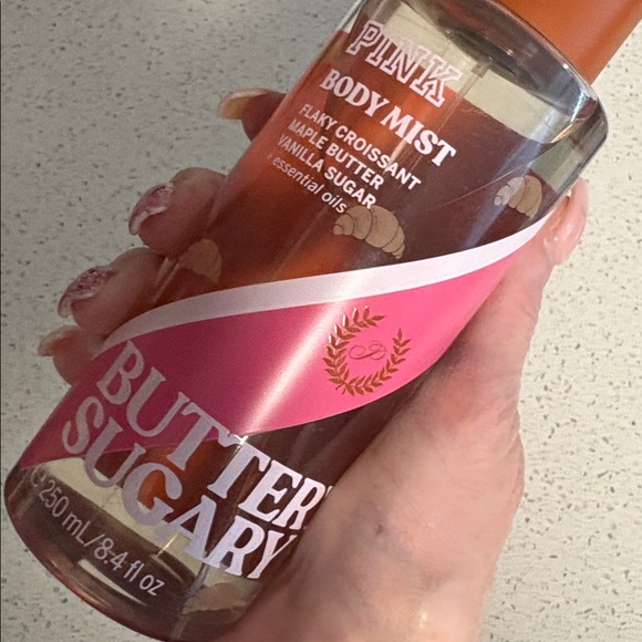 New Victoria’s Secret PINK Buttery Sugar Body Mist - Picture 4 of 5